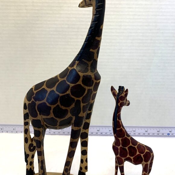 Hand Carved & Painted Wooden Giraffe Statues 12" Tall & 6” Tall Made in Kenya - Picture 3 of 8